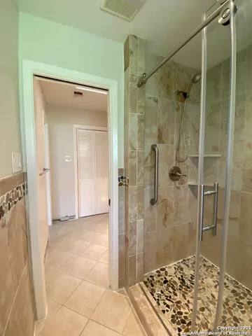 $319,999 | 749 Windrock Drive, Windcrest, TX 78239