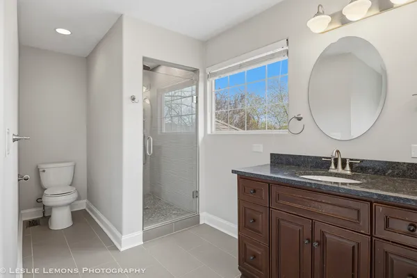 $725,000 | 492 Bond Drive, Batavia, IL 60510