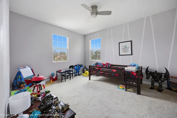 $725,000 | 492 Bond Drive, Batavia, IL 60510