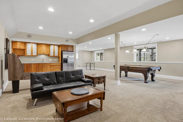 $725,000 | 492 Bond Drive, Batavia, IL 60510