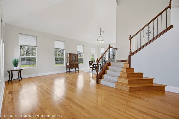 $725,000 | 492 Bond Drive, Batavia, IL 60510