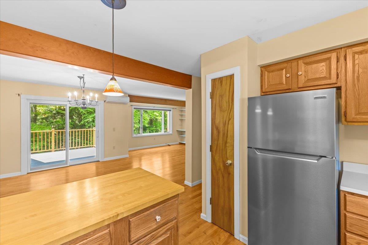 364 Acorn Lane Shelburne, VT 05482 - Photo 15 of 51