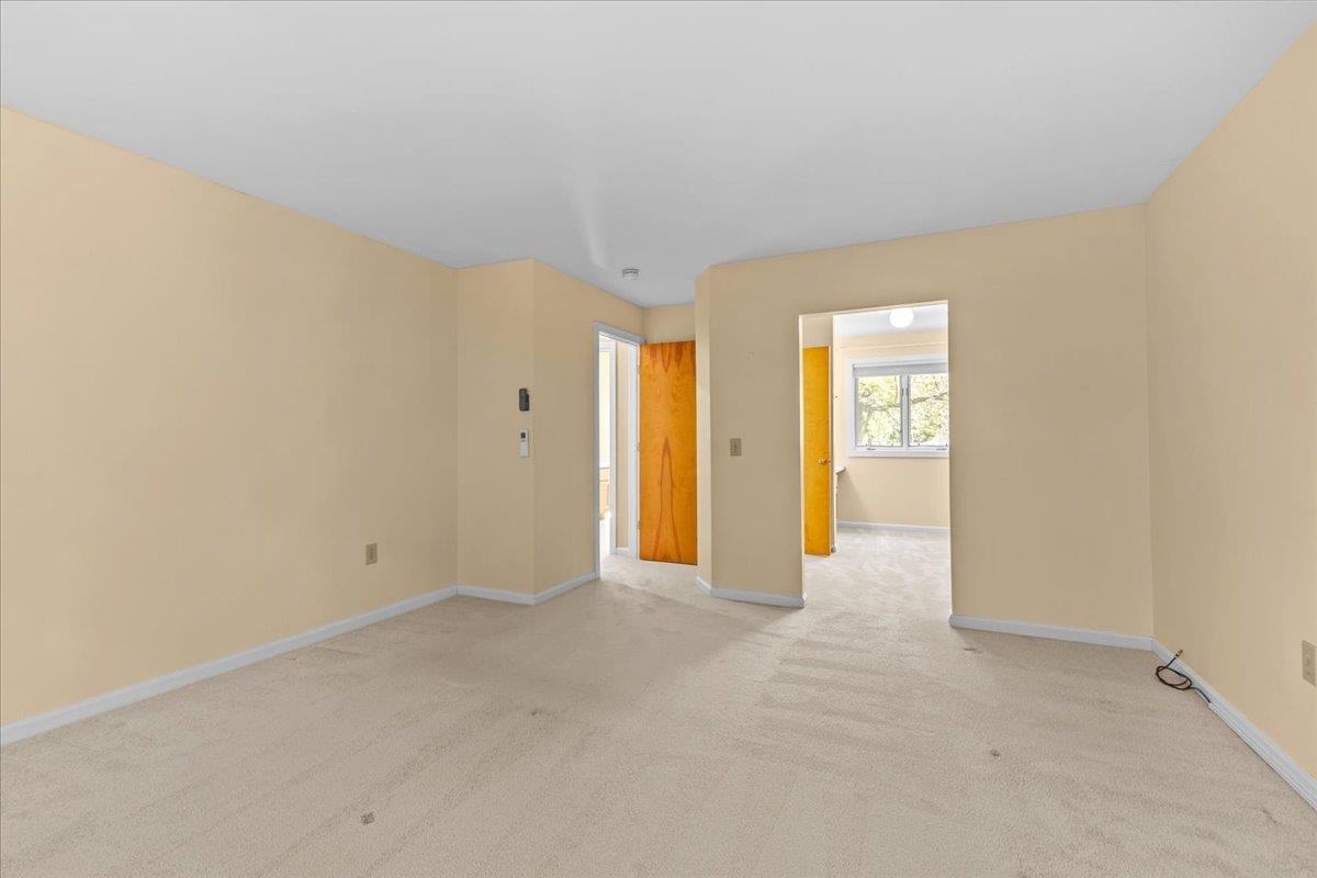 364 Acorn Lane Shelburne, VT 05482 - Photo 23 of 51