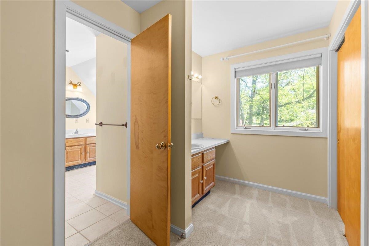 364 Acorn Lane Shelburne, VT 05482 - Photo 24 of 51
