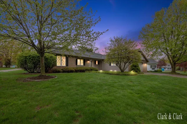 $459,900 | 2220 Mission Hills Drive Southeast, Grand Rapids, MI 49546