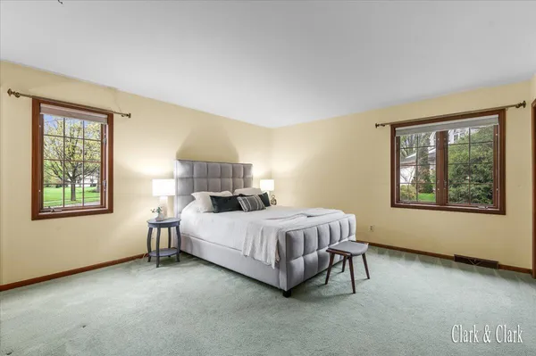 $459,900 | 2220 Mission Hills Drive Southeast, Grand Rapids, MI 49546