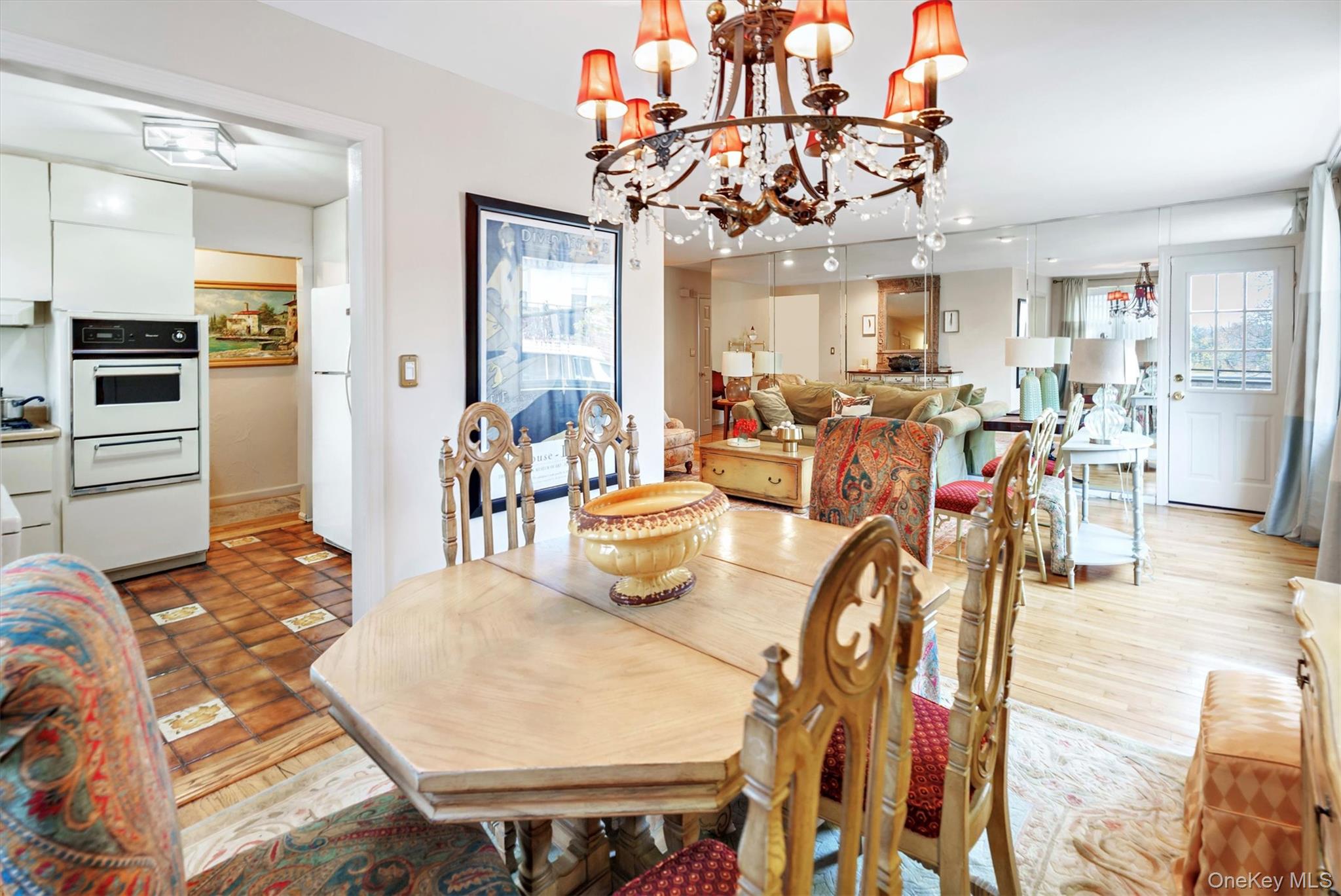 200 South Middle Neck Road, Unit J6 Great Neck, NY 11021 - Photo 8 of 22
