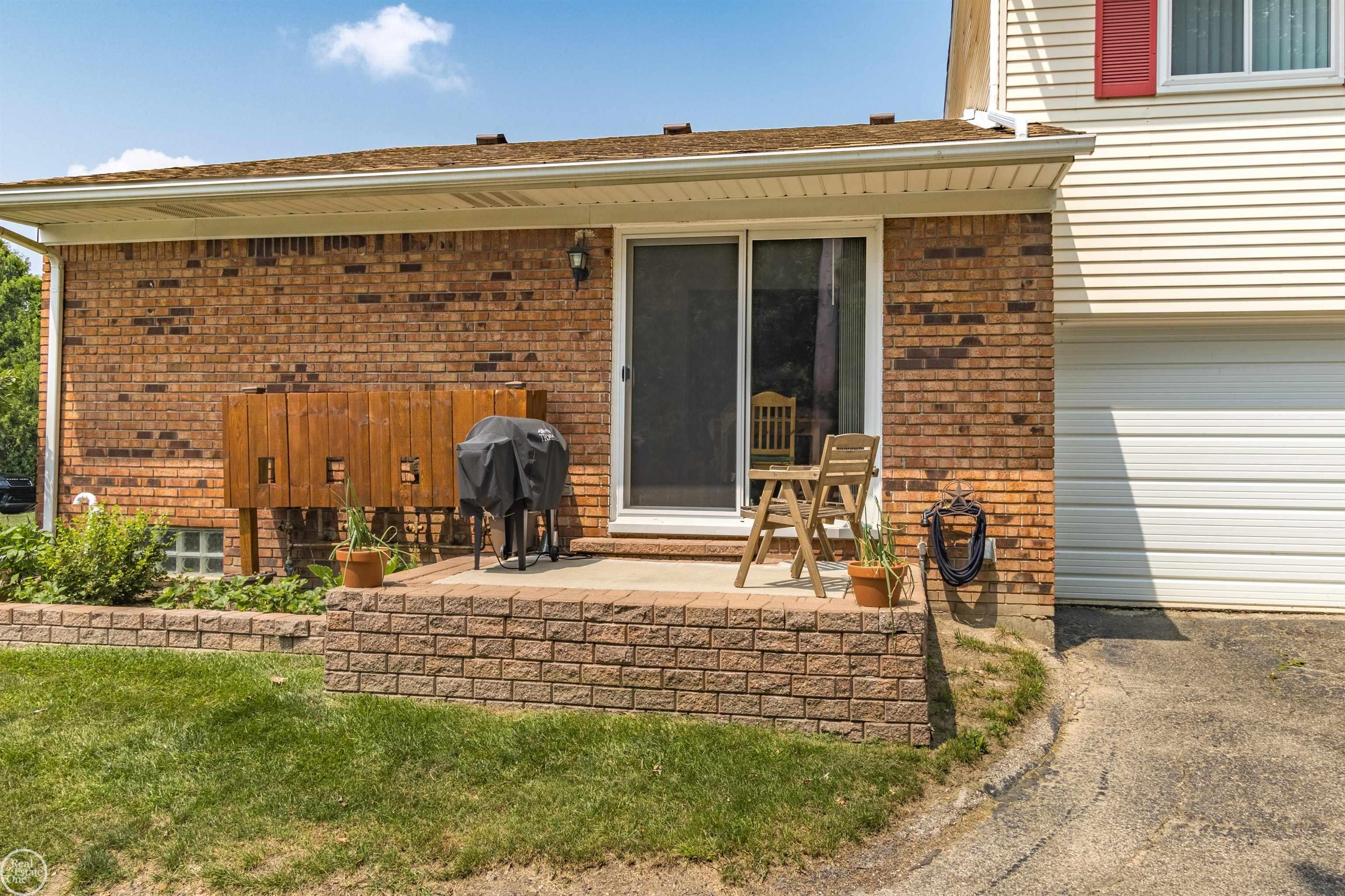 51180 South Foster Road, Unit 21 Chesterfield, MI 48047 - Photo 40 of 46
