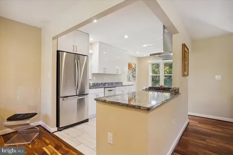 $780,000 | 15208 Bunchberry Court, North Potomac, MD 20878