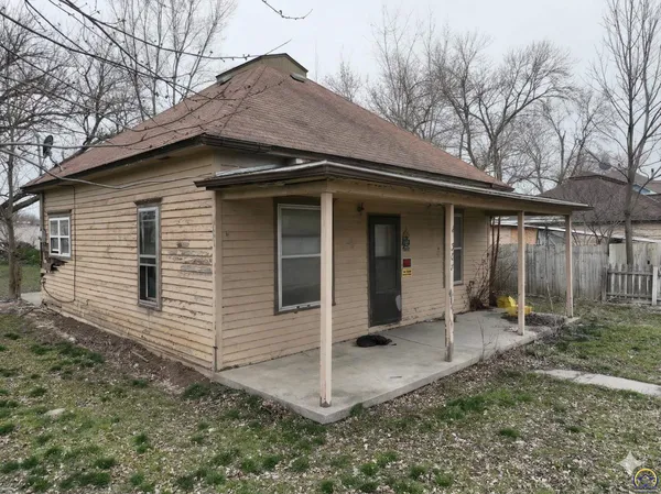 $35,000 | 309 Walker Street, Emmett, KS 66422