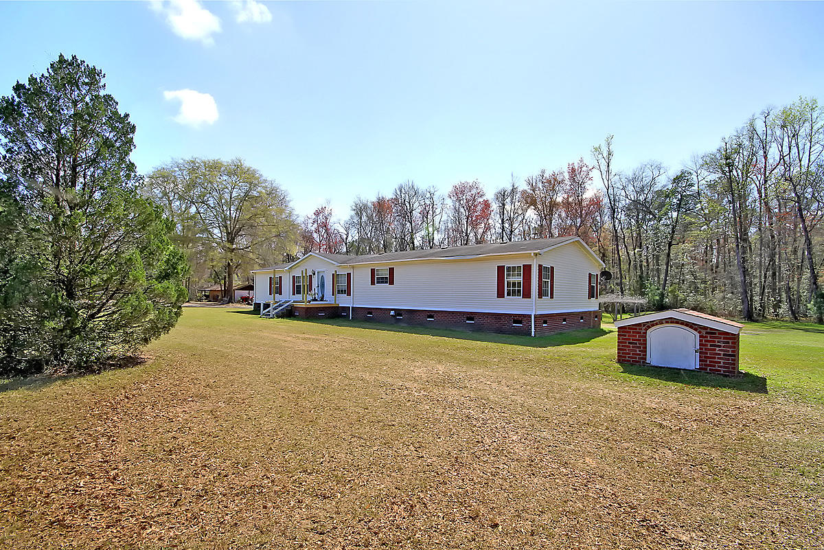 107 Sullivans Landing Road Ridgeville, SC 29472 - Photo 3 of 35 CREM_107 Sullivans Landing_004