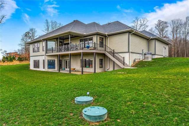 $1,475,000 | 365 South Penn Road, Franklin, PA 16323