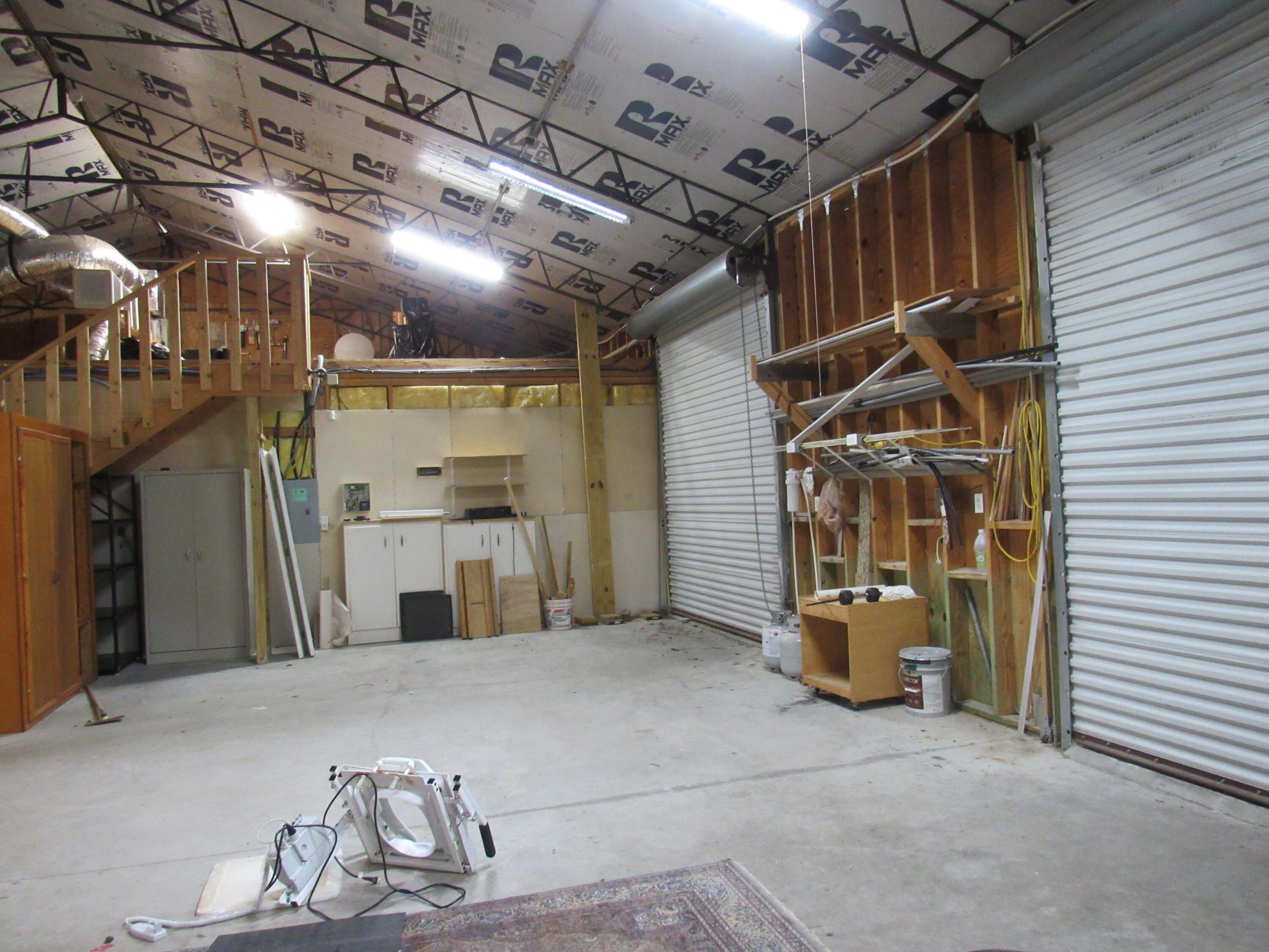 82 Palmetto Street Freeport, FL 32439 - Photo 42 of 55 a view of a garage
