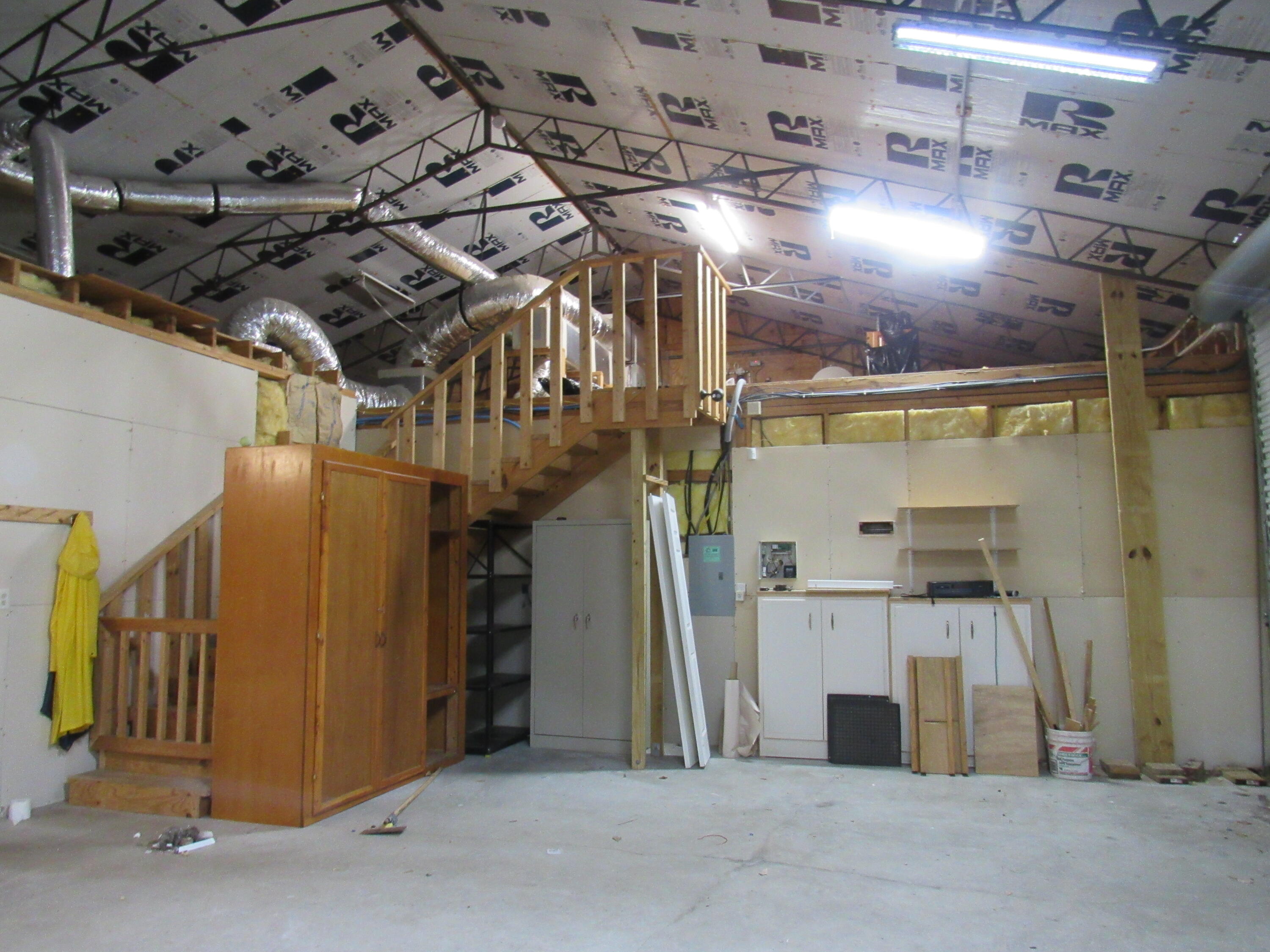 82 Palmetto Street Freeport, FL 32439 - Photo 44 of 55 a view of a garage