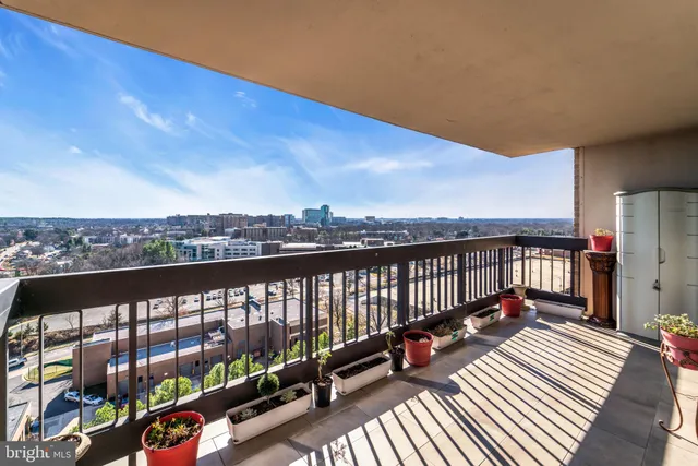 $415,000 | 3705 South George Mason Drive, Unit 1714S, Falls Church, VA 22041