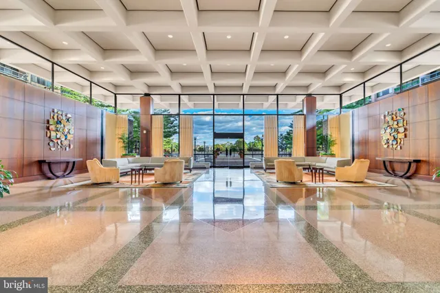 $415,000 | 3705 South George Mason Drive, Unit 1714S, Falls Church, VA 22041