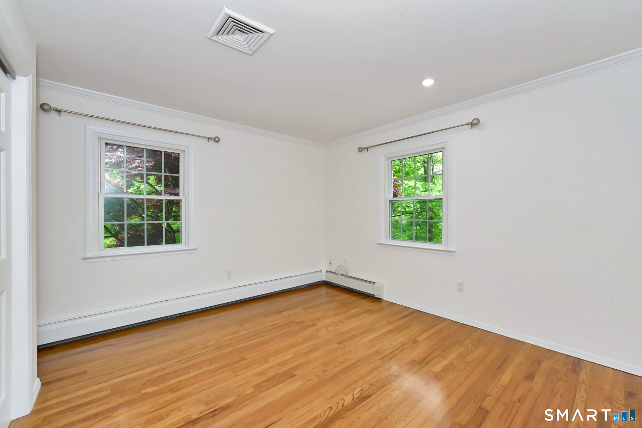 17 Grey Hollow Road Norwalk, CT 06850 - Photo 16 of 39