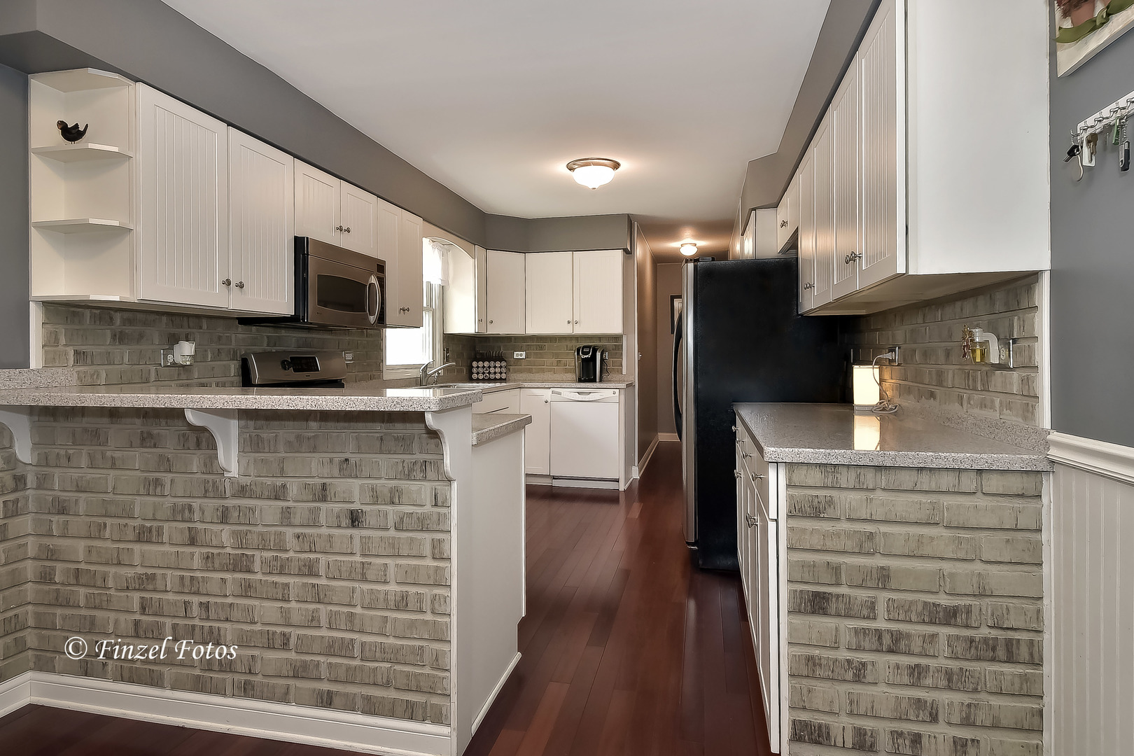 25015 West Caine Road Ingleside, IL 60041 - Photo 4 of 22 Gallery Image 4