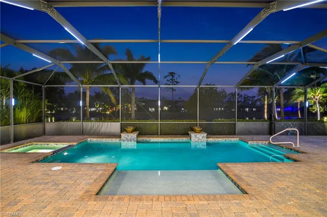 $1,350,000 | 2308 Somerset Place, Naples, FL 34120