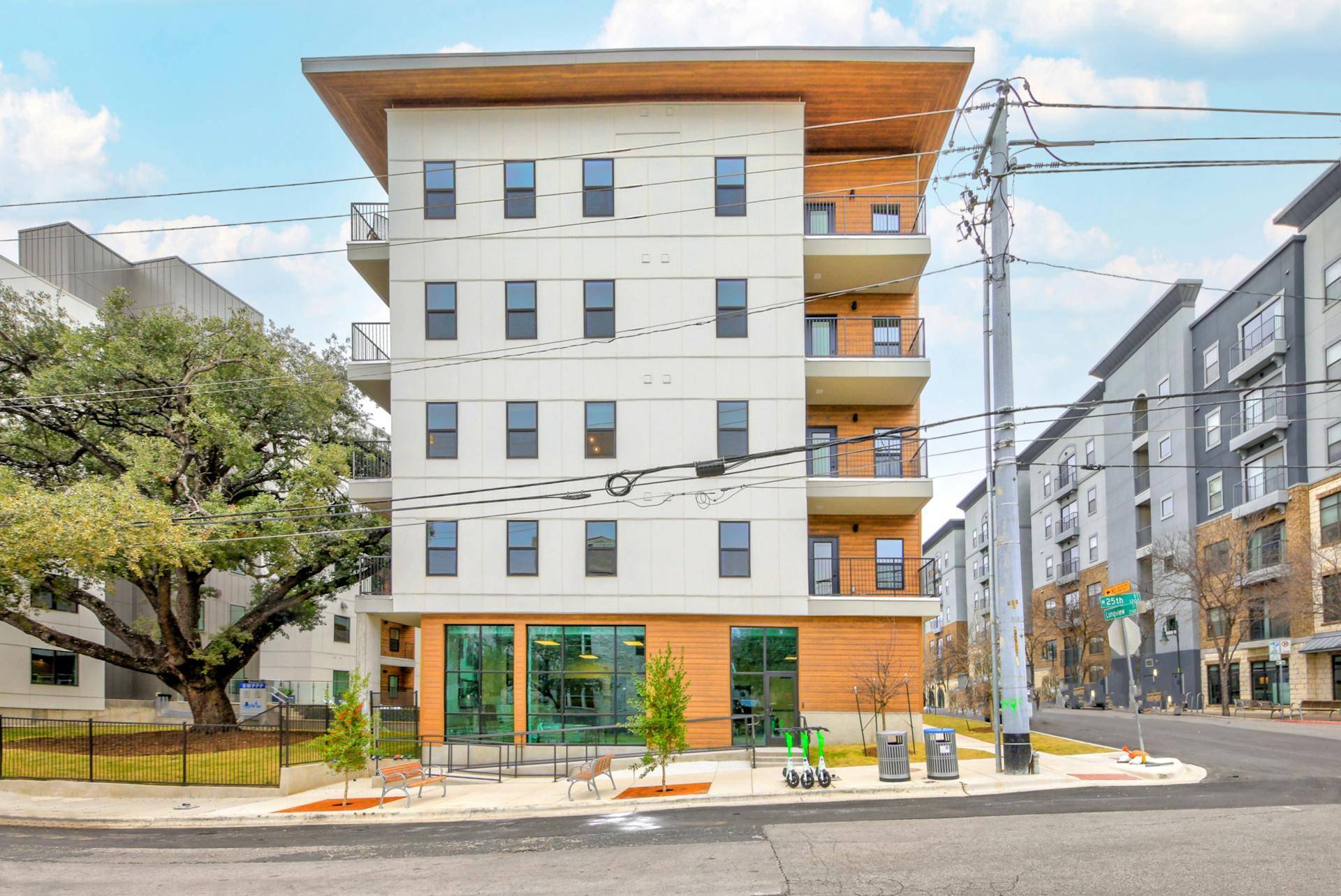 2500 Longview Street, Unit 501 Austin, TX 78705 - Photo 21 of 21 a view of a building with a street