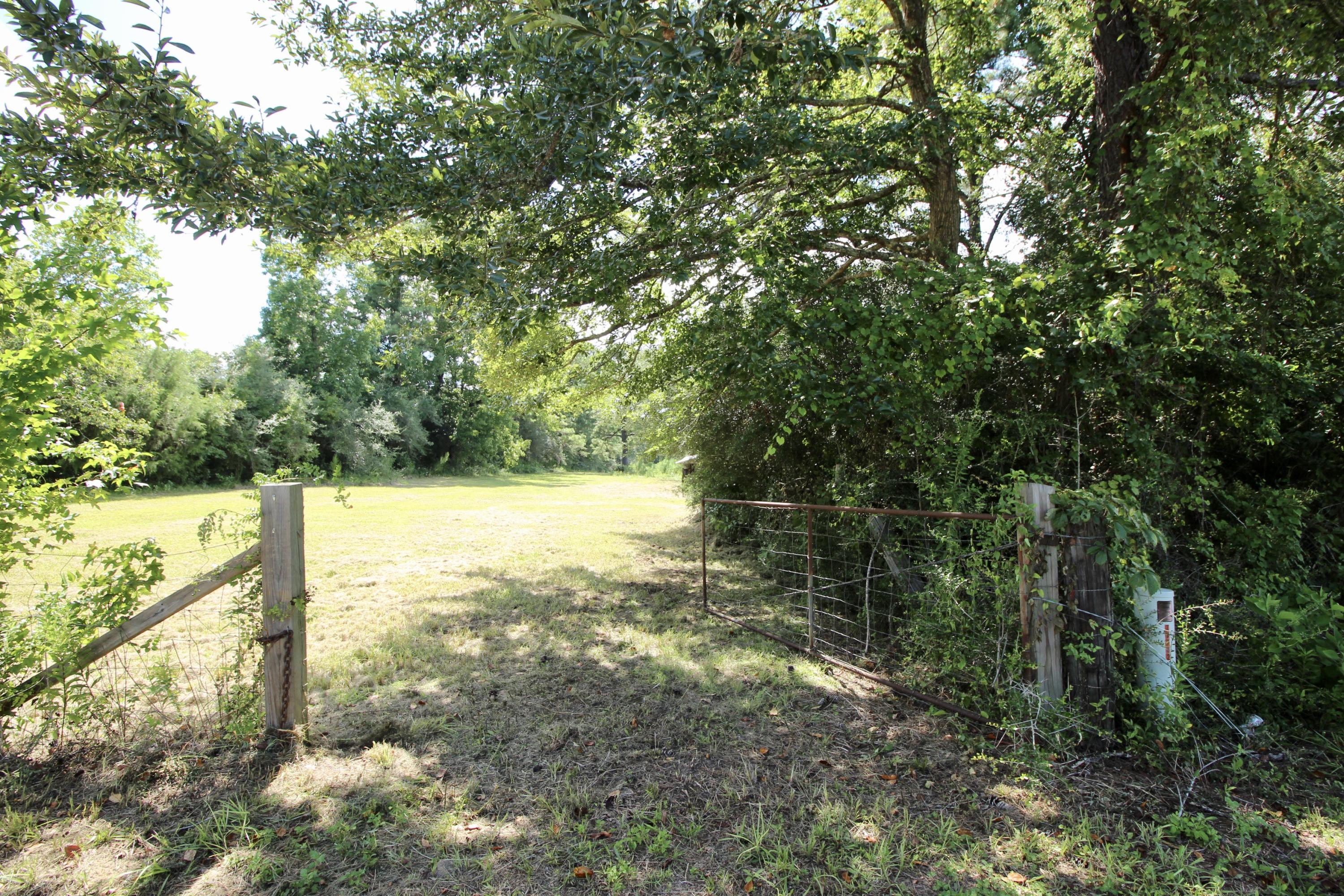10-ac Boy Scout Road DeFuniak Springs, FL 32435 - Photo 4 of 16 fullsizeoutput_32e