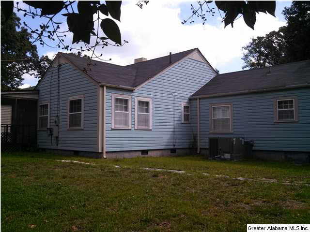 108 Woodland Road Bessemer, AL 35020 - Photo 2 of 21