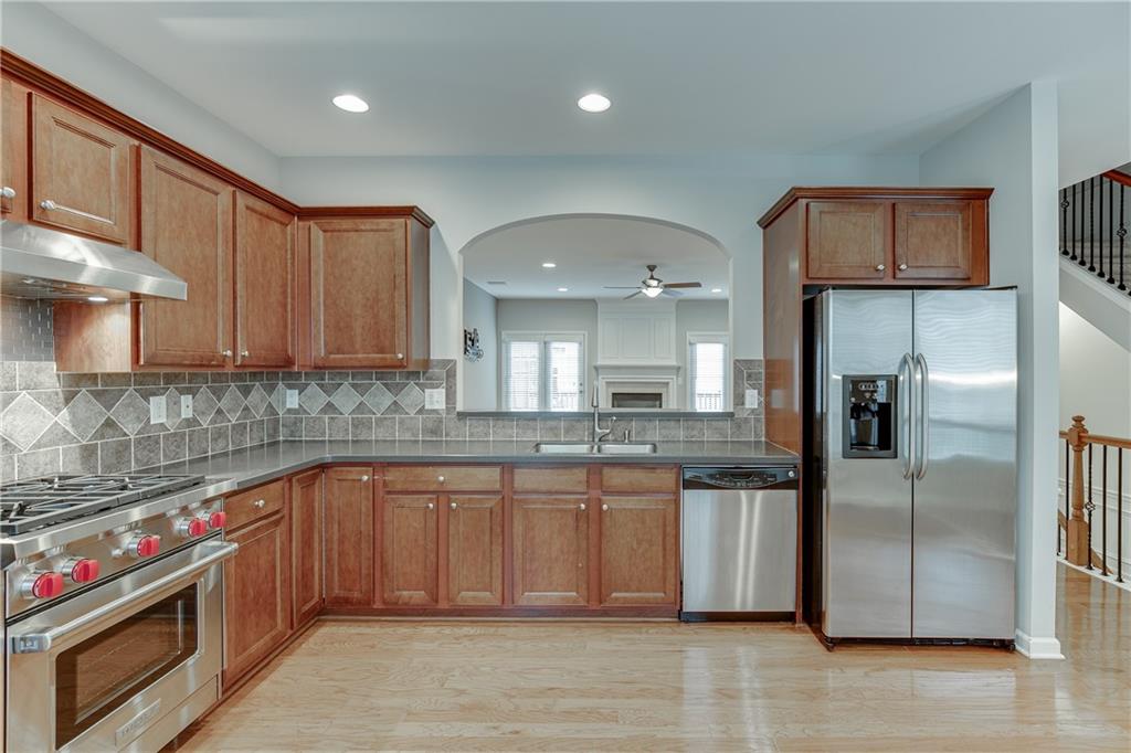 2801 Loftview Square Atlanta, GA 30339 - Photo 16 of 38