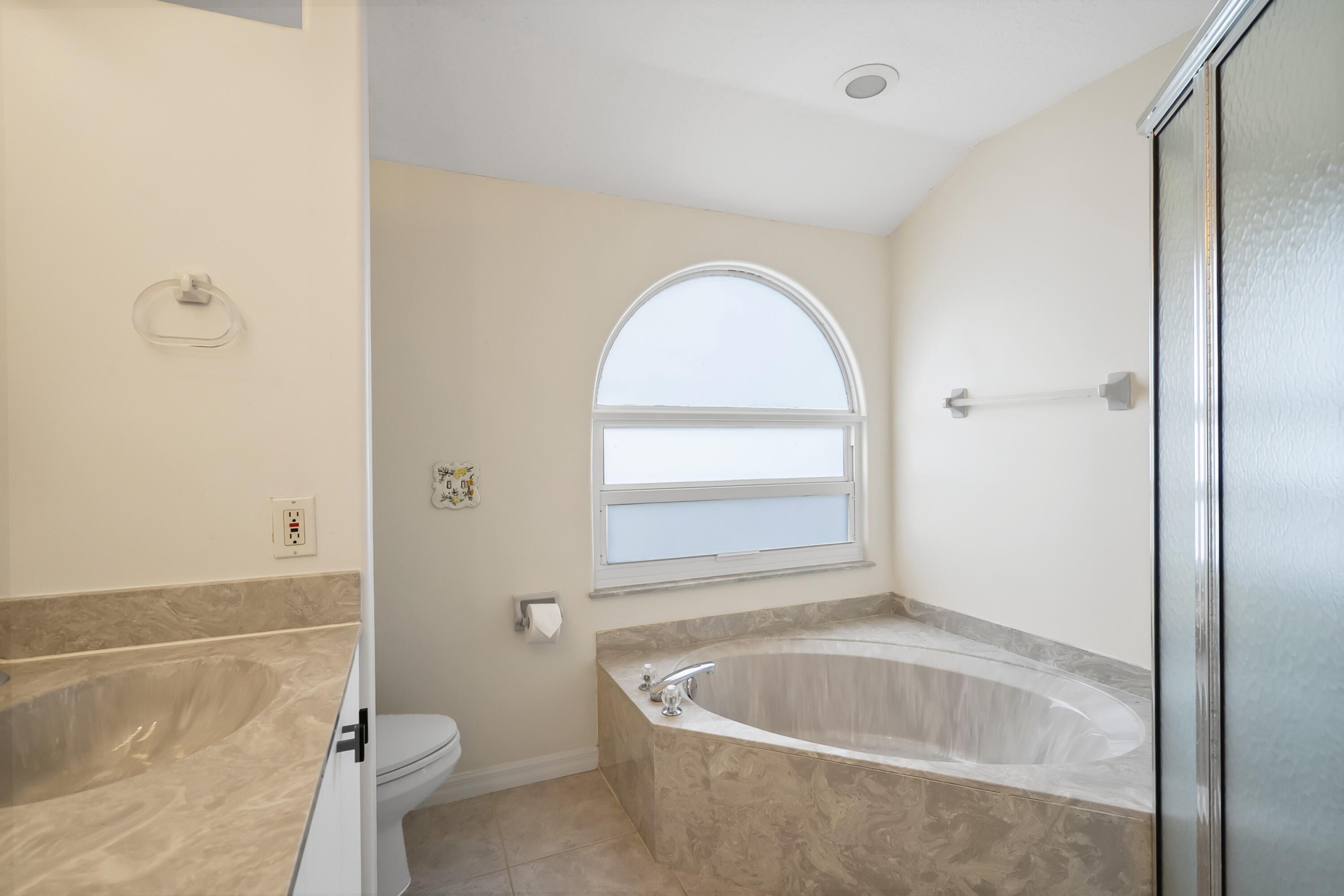 3048 Southeast Wake Road Port St. Lucie, FL 34984 - Photo 23 of 31 dsc06975