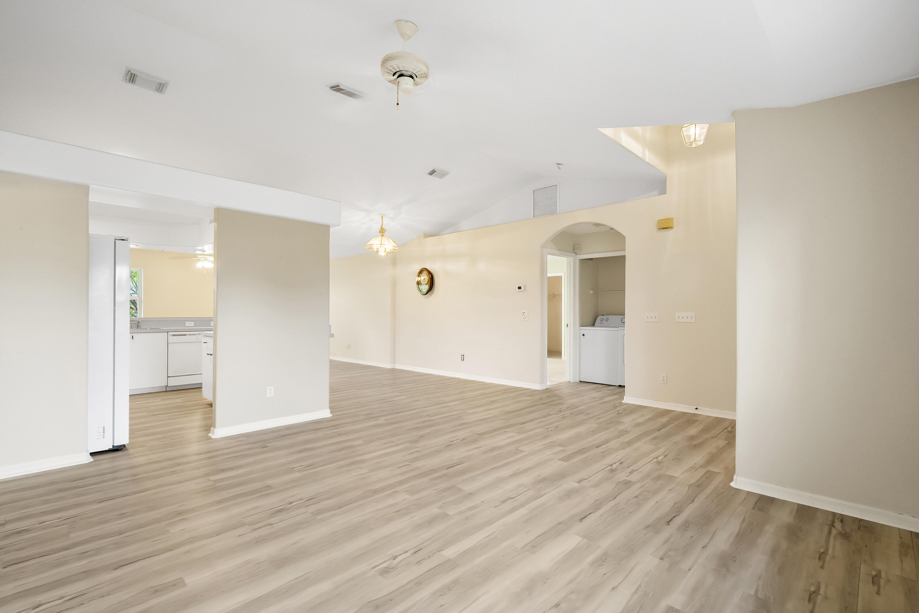 3048 Southeast Wake Road Port St. Lucie, FL 34984 - Photo 4 of 31 dsc07015