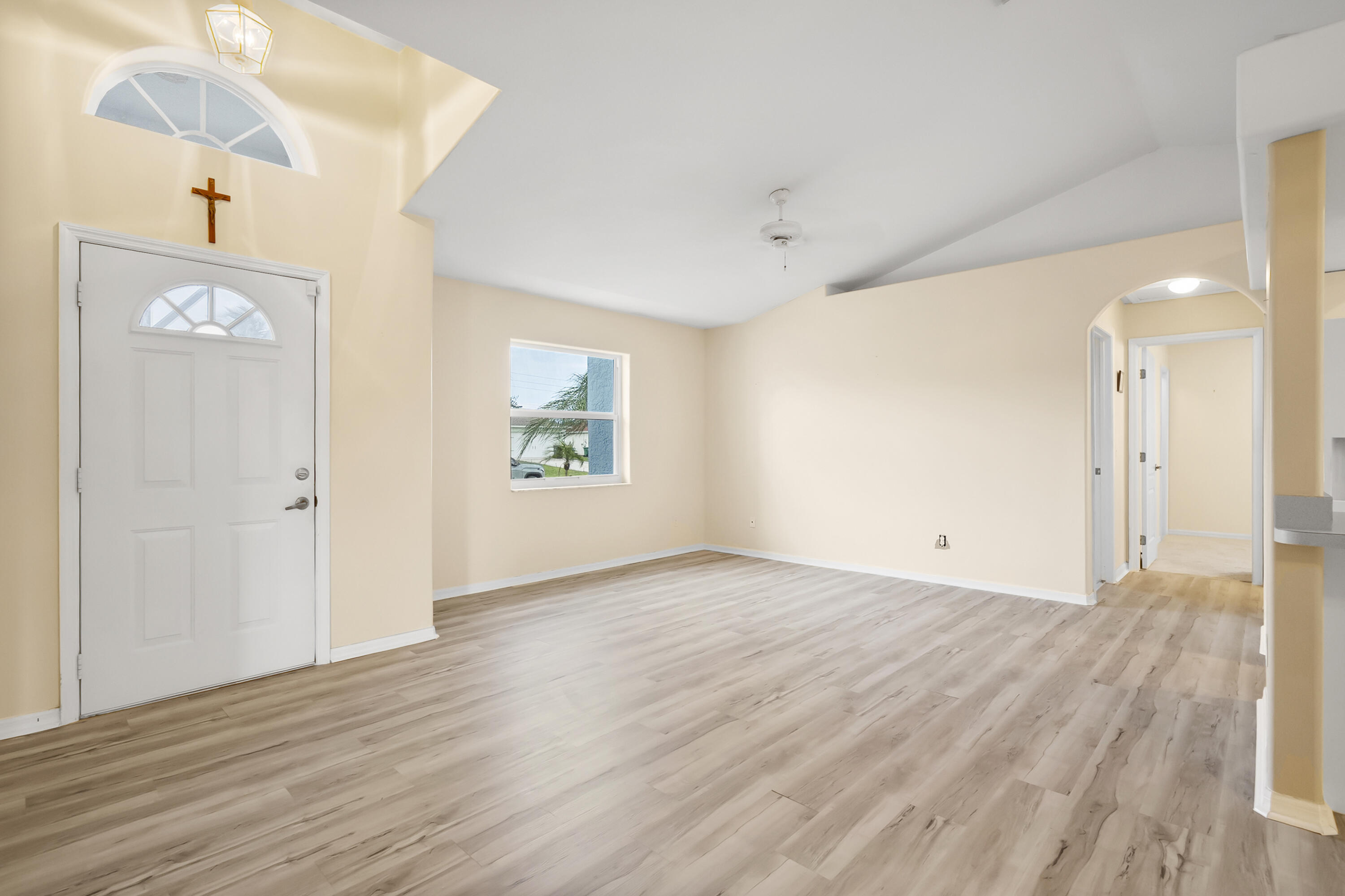 3048 Southeast Wake Road Port St. Lucie, FL 34984 - Photo 6 of 31 dsc07025