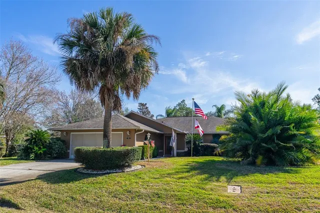 $359,900 | 32 Barkley Lane, Palm Coast, FL 32137