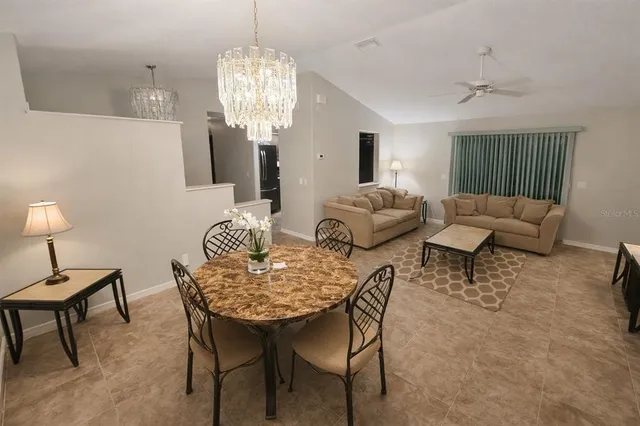 $359,900 | 32 Barkley Lane, Palm Coast, FL 32137