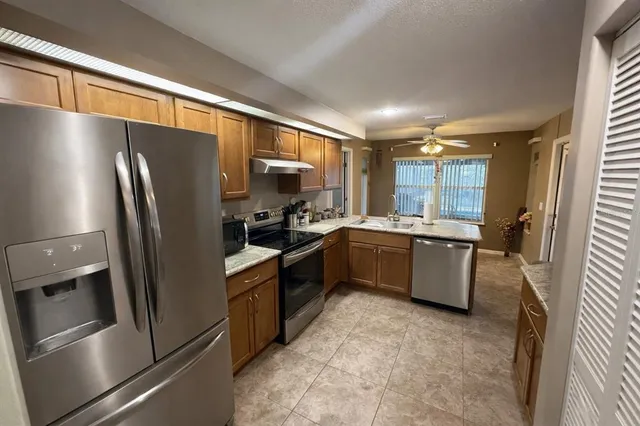 $359,900 | 32 Barkley Lane, Palm Coast, FL 32137