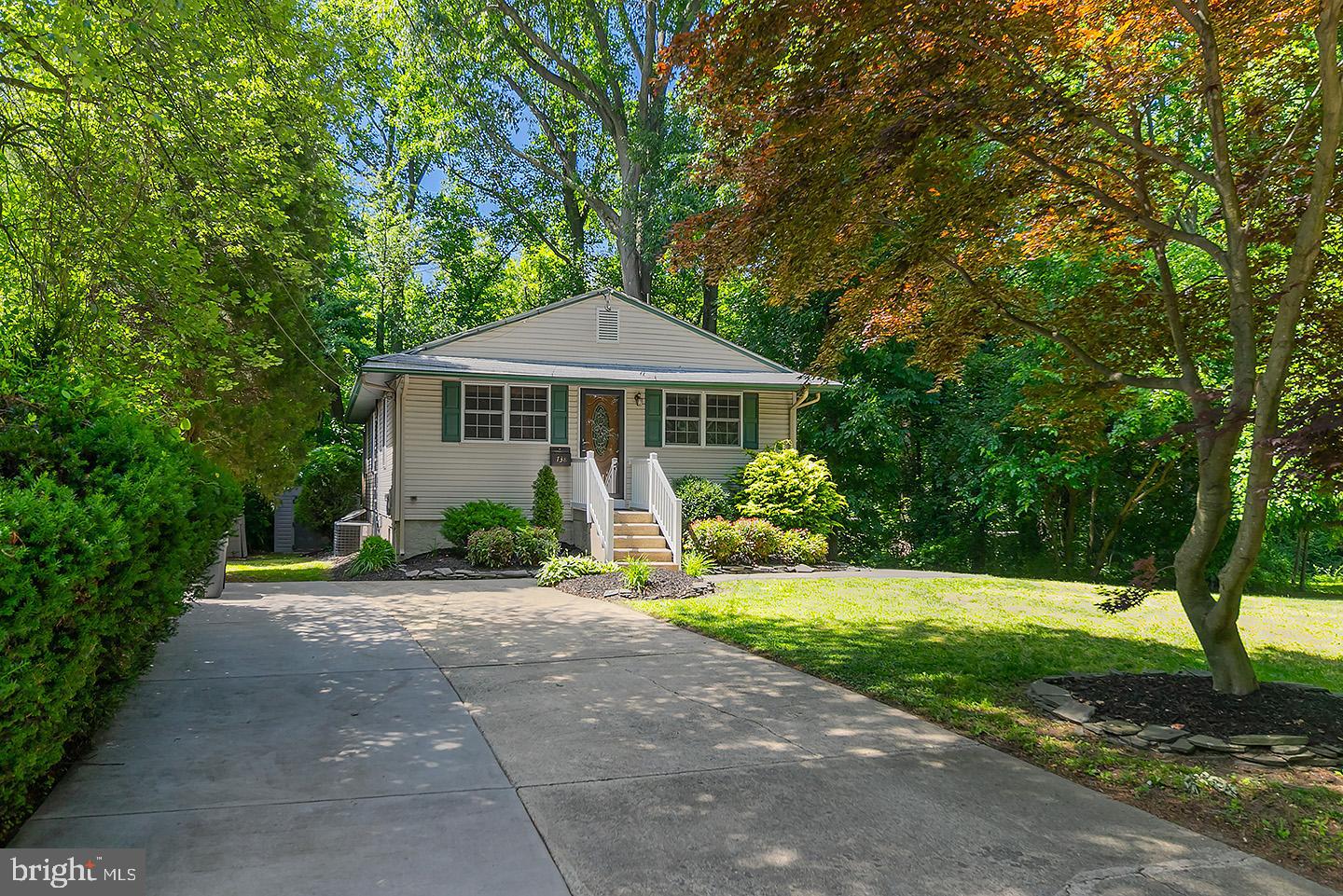 738 Ridge Drive Mantua, NJ 08051 - Photo 2 of 21 Gallery Image 2