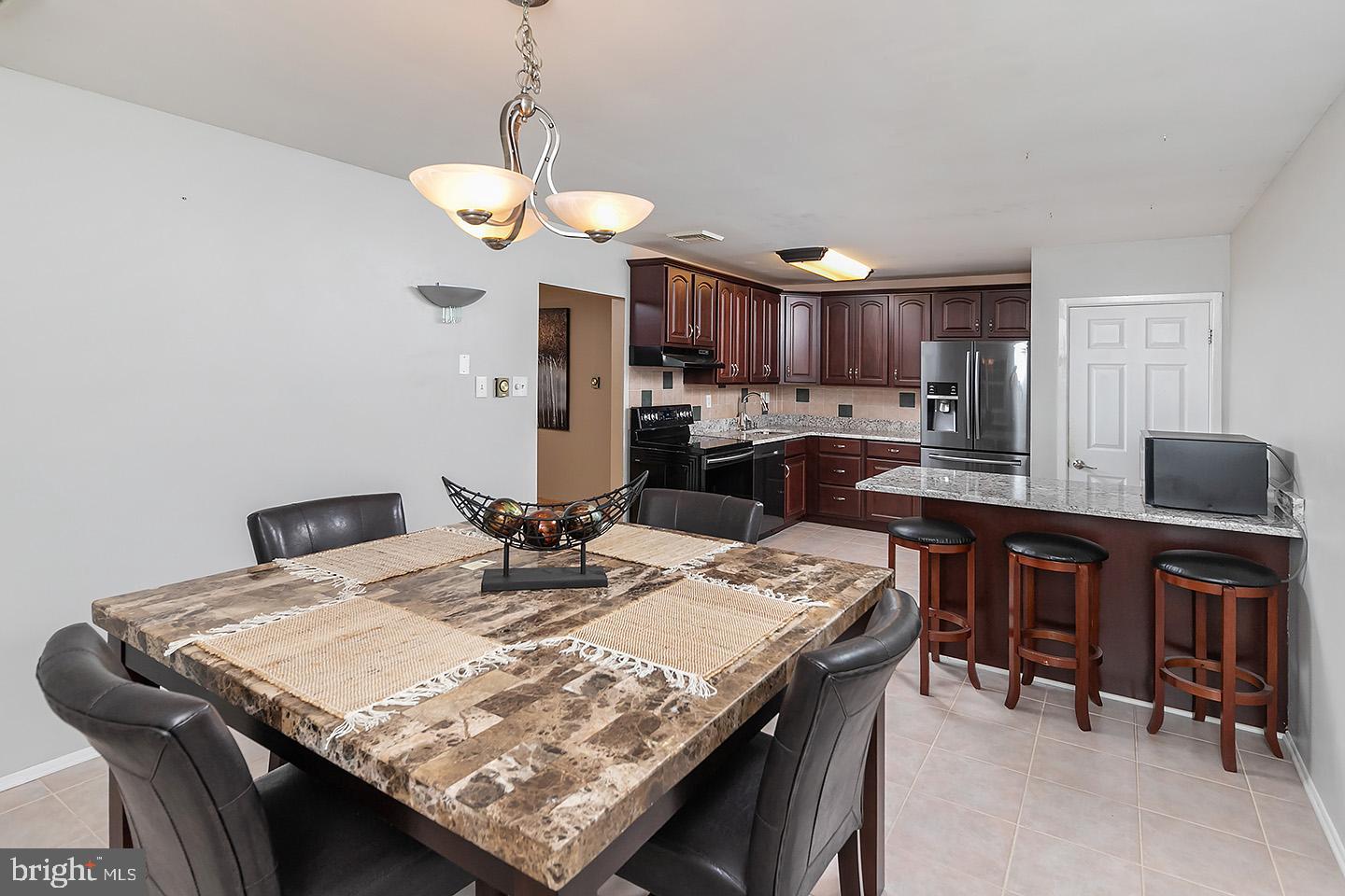 738 Ridge Drive Mantua, NJ 08051 - Photo 8 of 21 Gallery Image 8