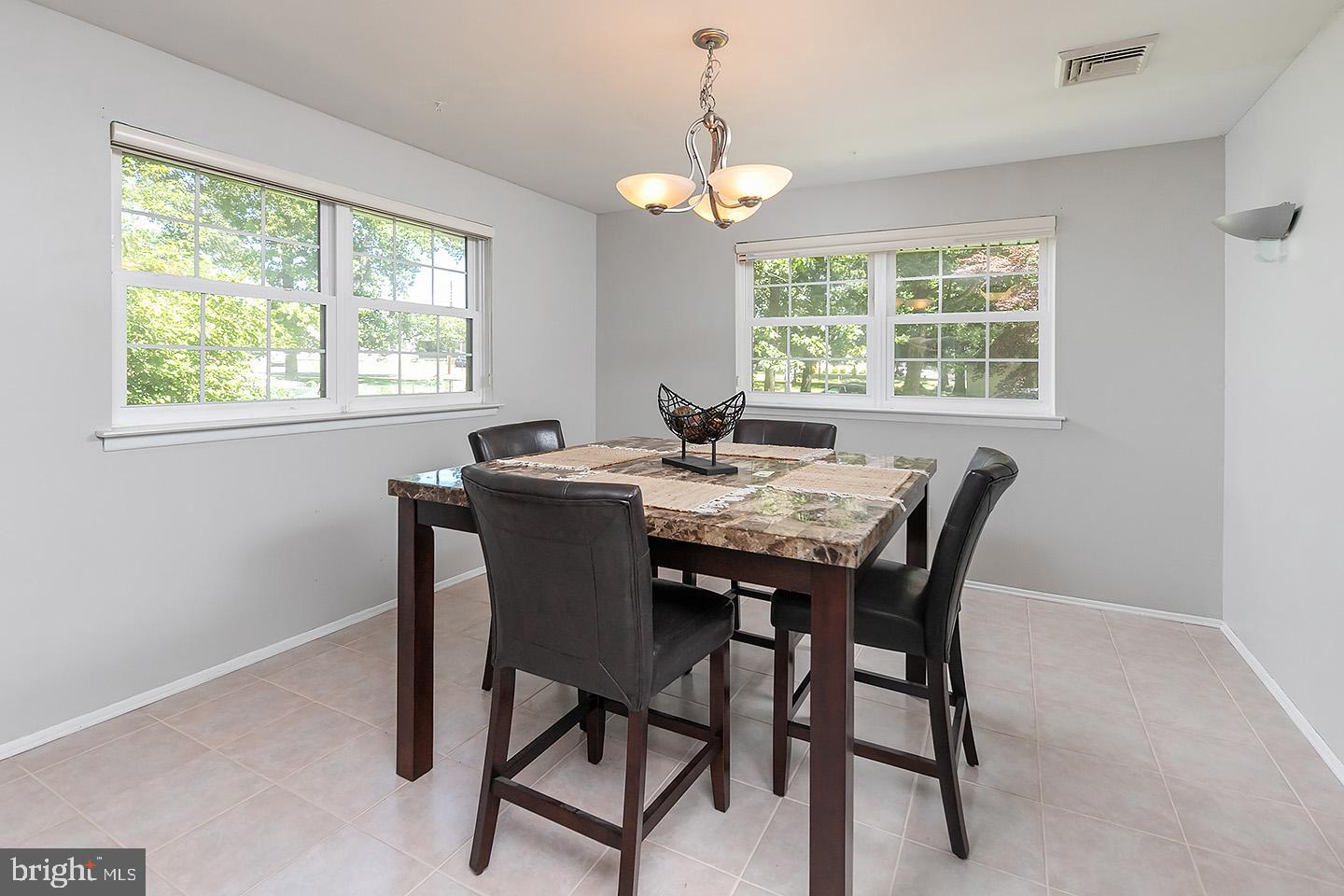 738 Ridge Drive Mantua, NJ 08051 - Photo 9 of 21 Gallery Image 9