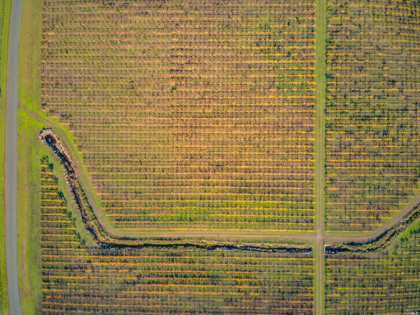 4144 Green Valley Road Fairfield, CA 94534 - Photo 18 of 40