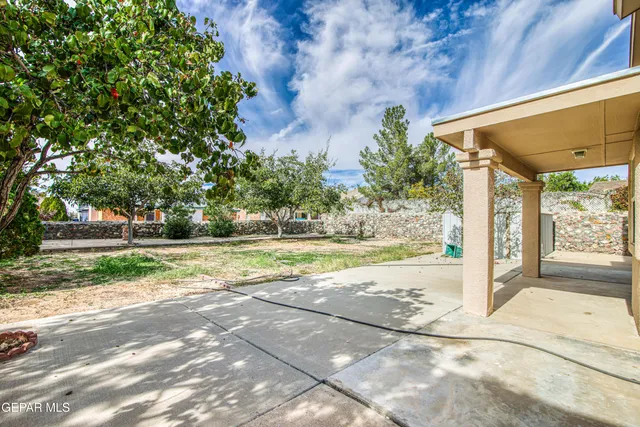 $289,000 | 1557 Plaza Verde Drive, El Paso, TX 79912