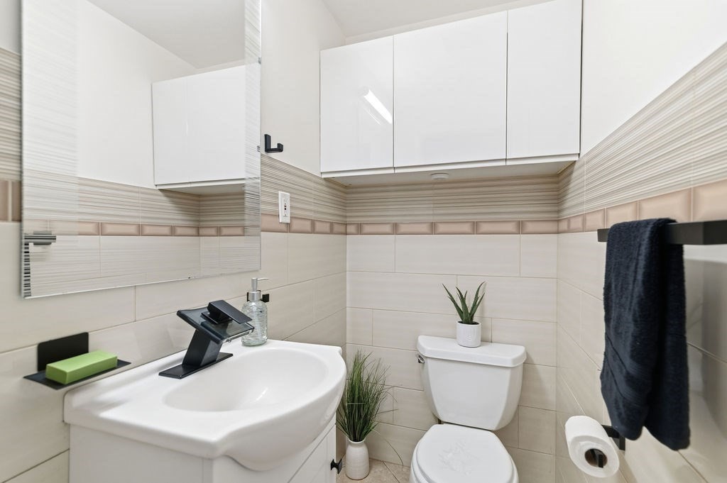 392 Cedar Street Hanover, MA 02339 - Photo 16 of 42