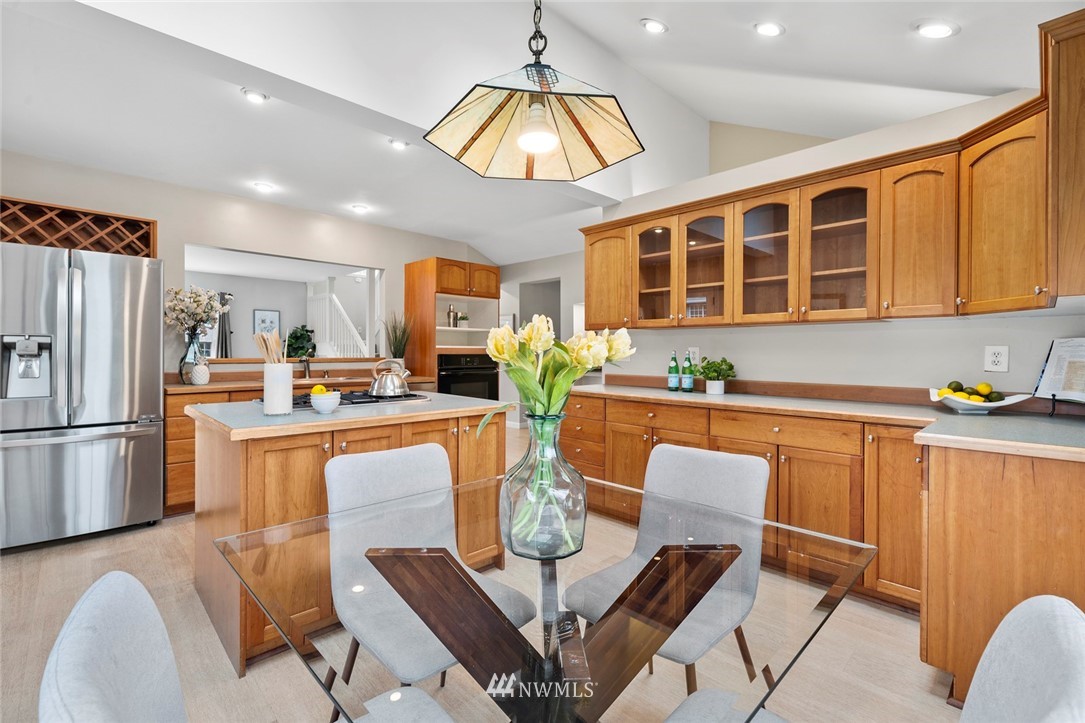 2020 Vine Road Brier, WA 98036 - Photo 13 of 34 Gallery Image 13
