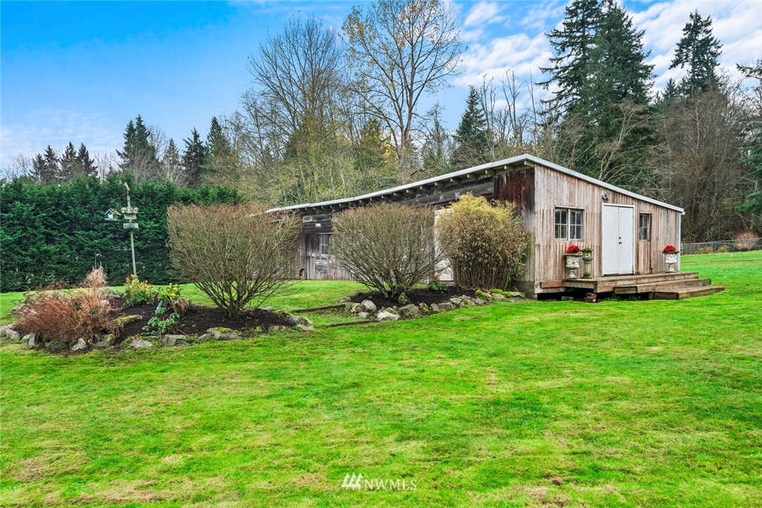 2020 Vine Road Brier, WA 98036 - Photo 26 of 34 Gallery Image 26