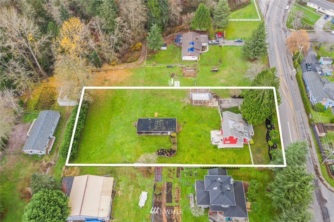 2020 Vine Road Brier, WA 98036 - Photo 32 of 34 Gallery Image 32