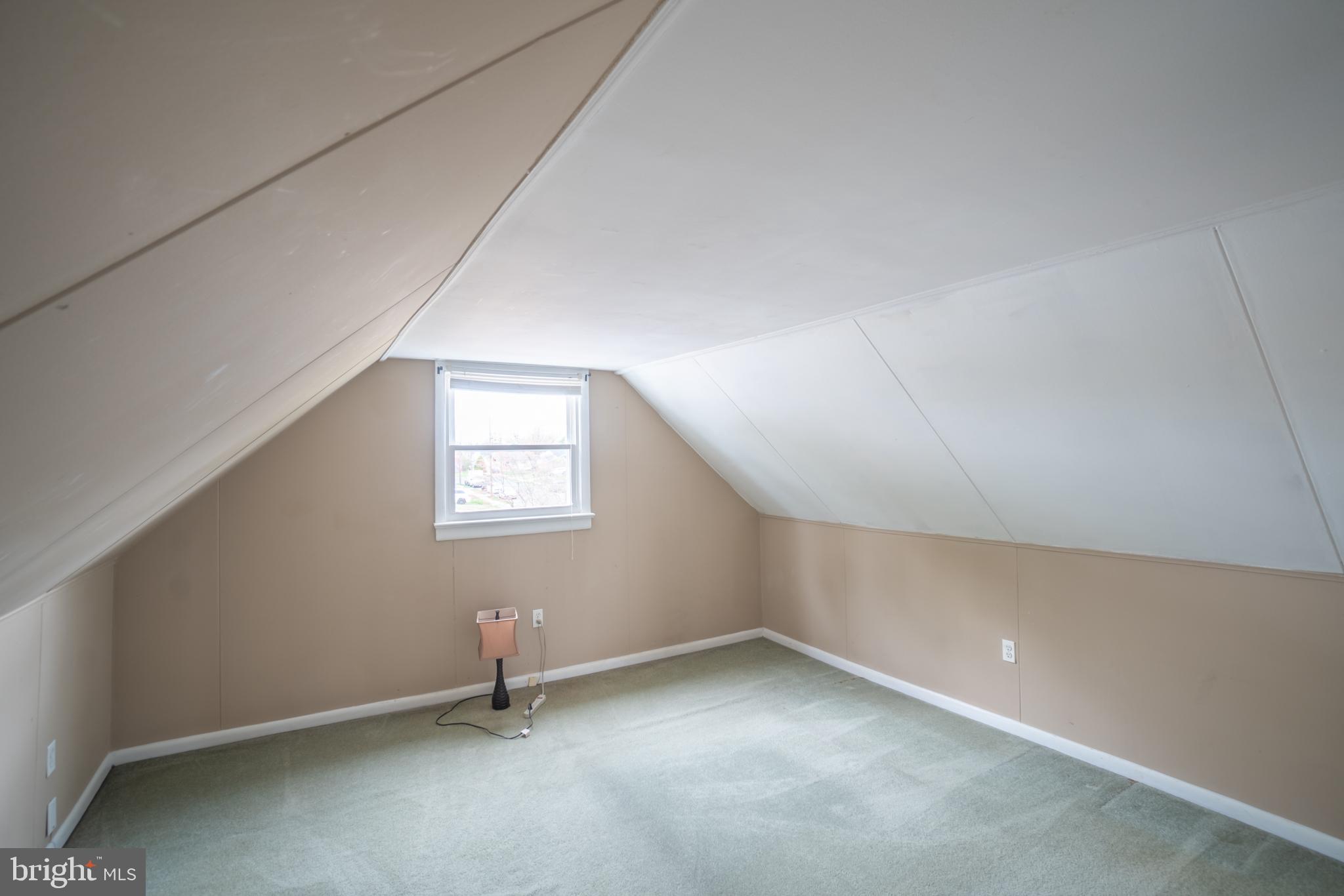 32 Coleridge Avenue Hamilton, NJ 08620 - Photo 14 of 22 an empty room with a window