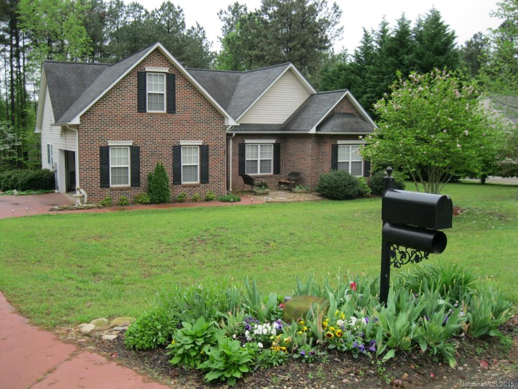 7082 Pine Ridge Drive, Unit 7 Denver, NC 28037 - Photo 1 of 21 Gallery Image 1