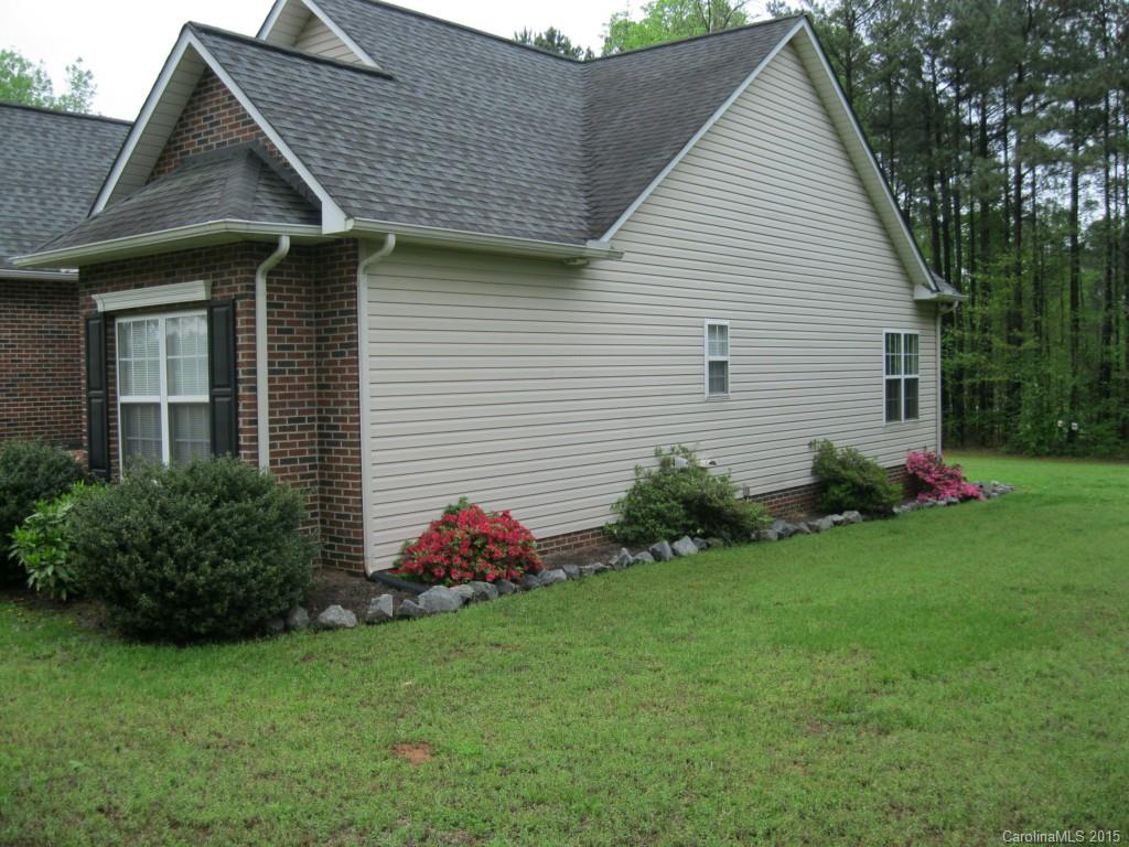 7082 Pine Ridge Drive, Unit 7 Denver, NC 28037 - Photo 12 of 21 Gallery Image 12