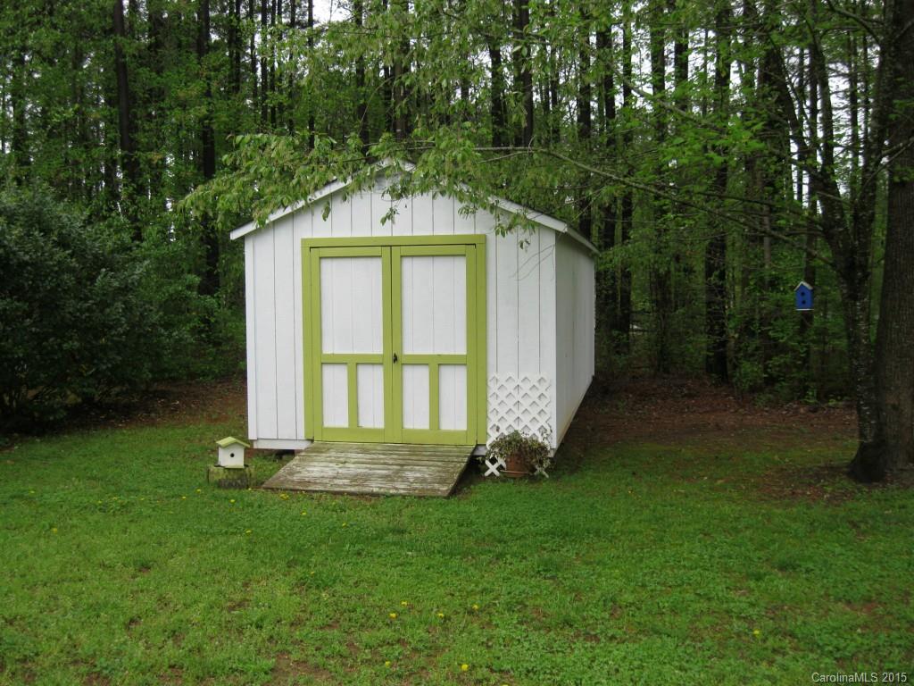 7082 Pine Ridge Drive, Unit 7 Denver, NC 28037 - Photo 17 of 21 Gallery Image 17