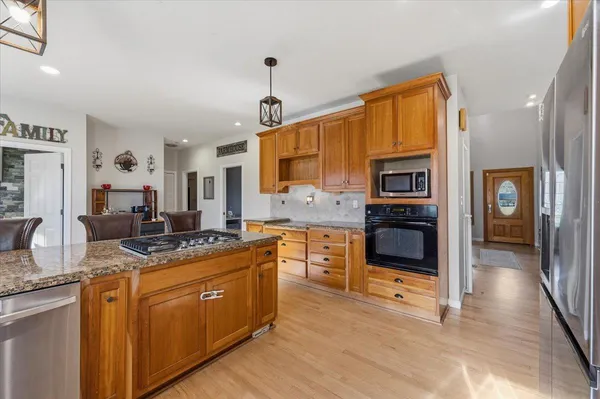 $749,000 | 10691 Willow Lane, Penn Valley, CA 95946