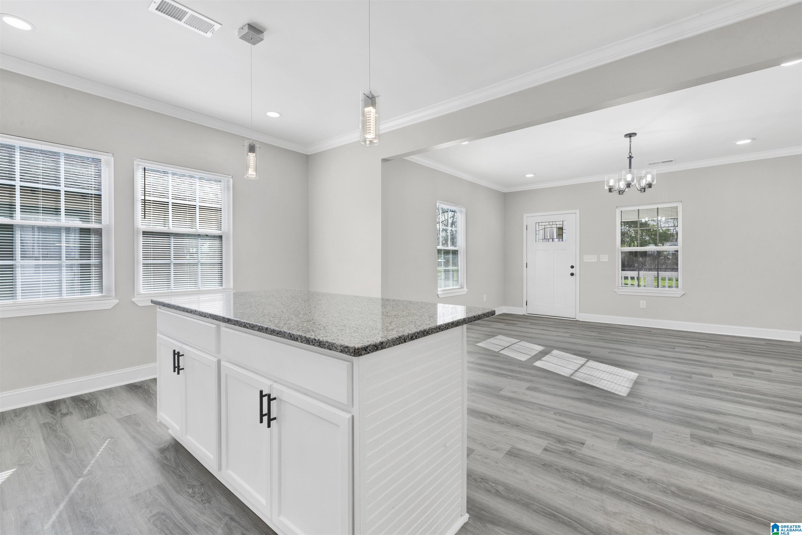 2517 Ave H Birmingham, AL 35218 - Photo 7 of 12