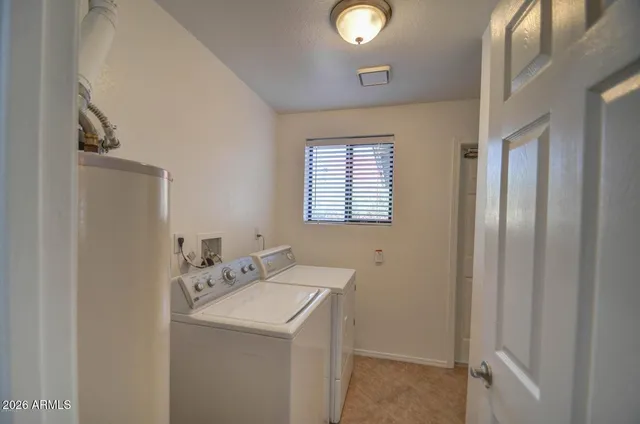 $3,400 | 3022 North 34th Place, Phoenix, AZ 85018