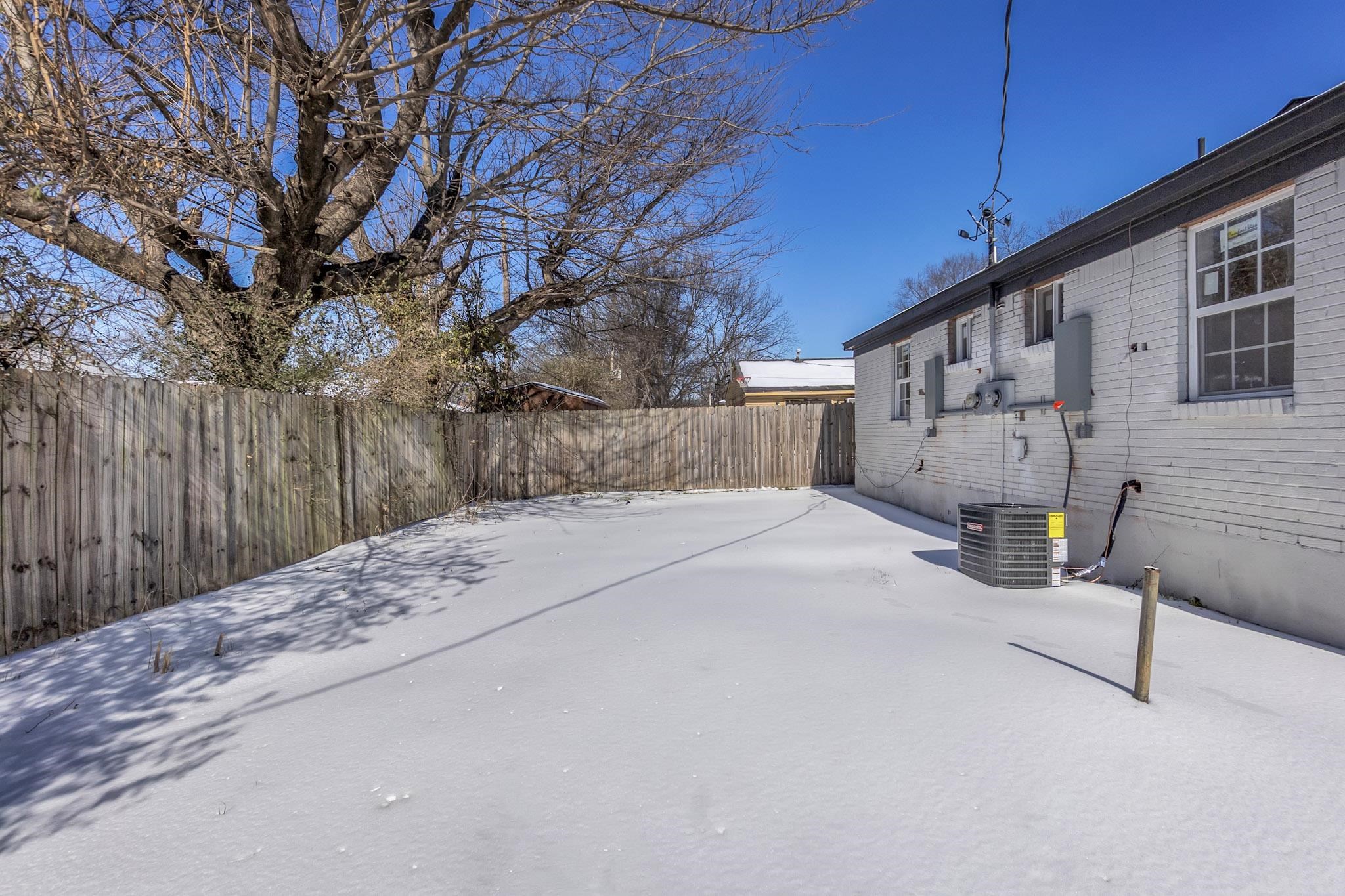 375 Pope Street Memphis, TN 38112 - Photo 18 of 19 View of fenced backyard